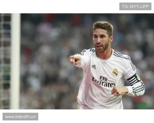 拉莫斯刚买了超豪车停车场都停不下，这生活节奏也太明星了吧！