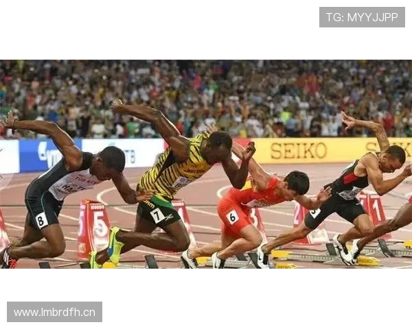 看到苏炳添最新生活照，我第一反应是：口袋够不够买他那只表啊