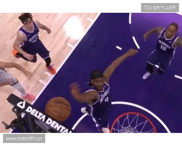 篮球干扰球判罚在国际联赛和NBA中为何不同？